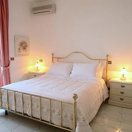 Villa Sleeps 4 Air Con Wifi Praiano
