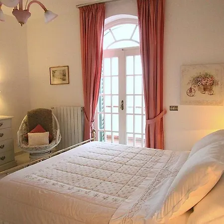 Villa Sleeps 4 Air Con Wifi